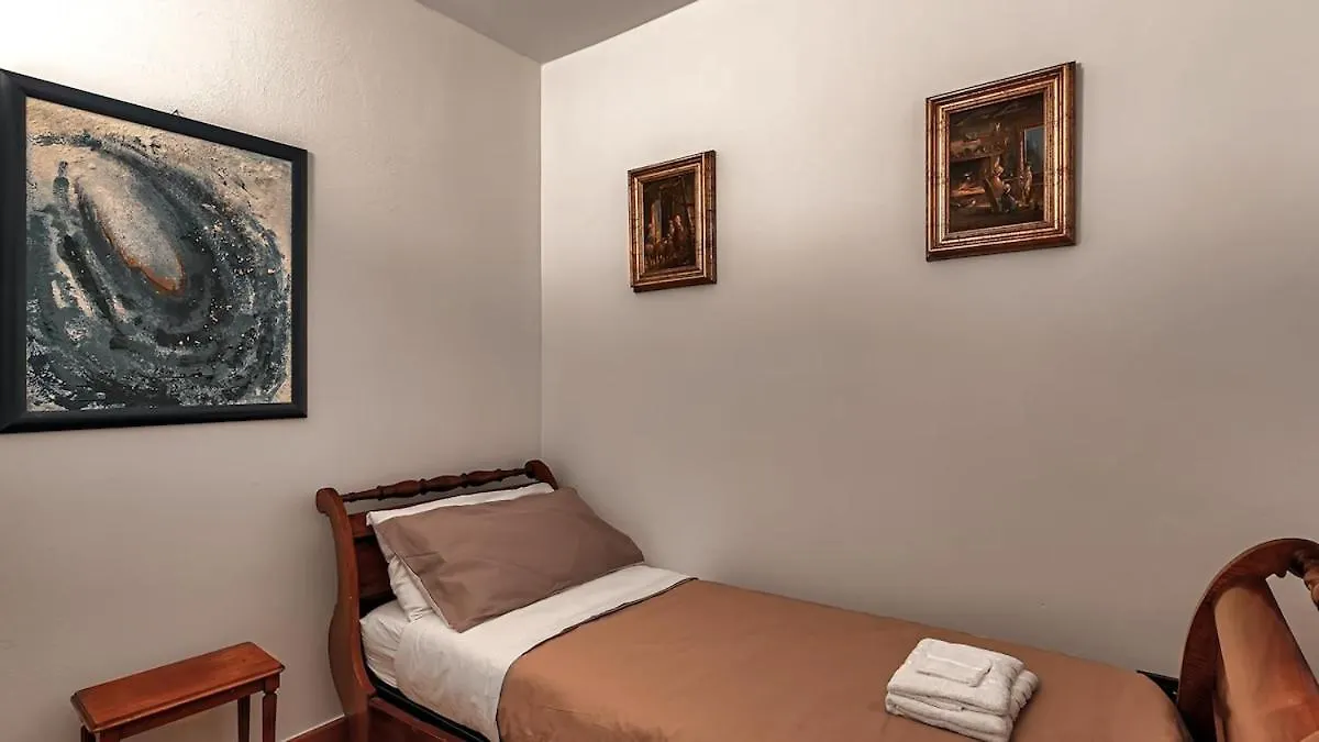 Arena Verona 500M Vintage Apartment